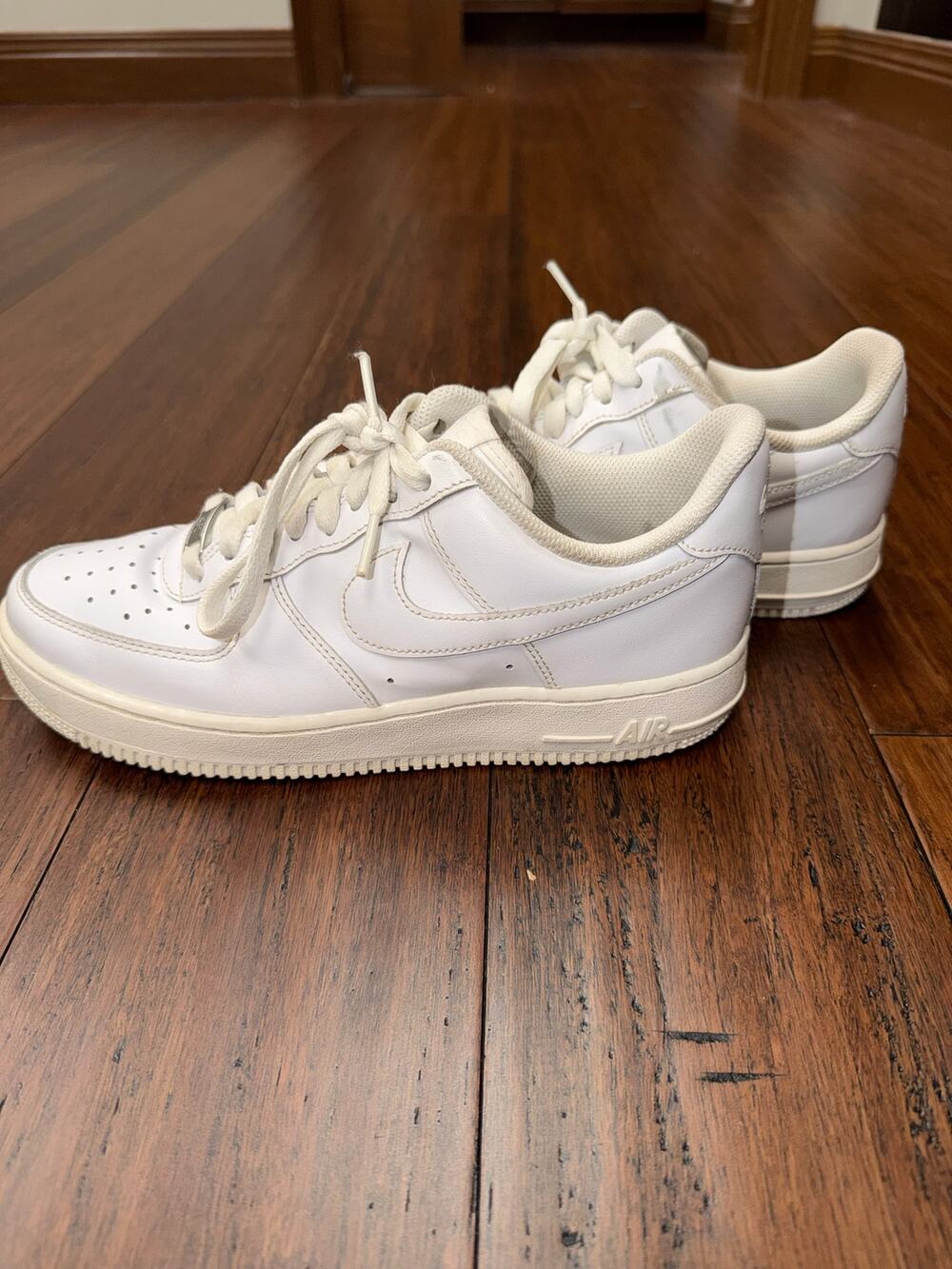 classic Nike Air Force 1 Low '07 Tripple White 9.5 Women’s